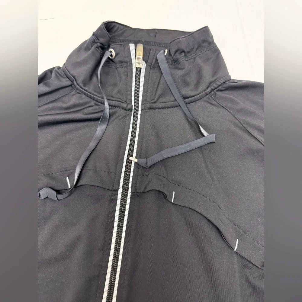 T379- Champion Black Full-Zip Jacket - Picture 7 of 13